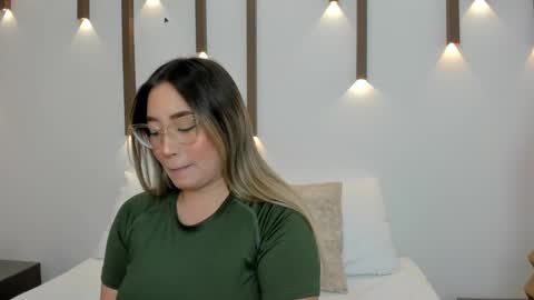 Snapshot of antonella_cutie_ chatting on January 31, 11:56 am A N T O N E L L A online show from January 31, 11:56 am