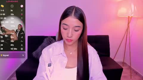  Antonella Grayy  online show from July 29, 9:59 pm