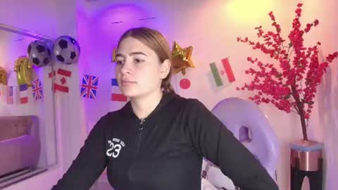 Antonella  online show from July 5, 3:35 am