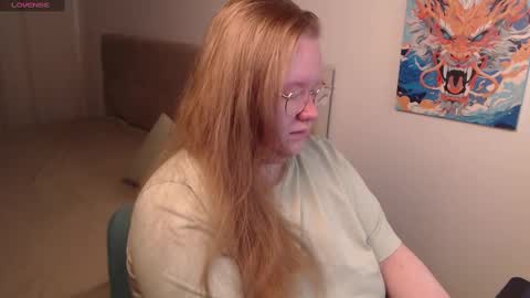 Anya Muna online show from December 18, 3:22 pm