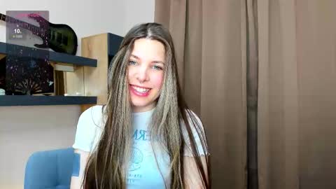 Anya online show from December 3, 3:36 pm