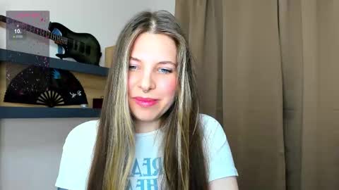 Anya online show from October 5, 5:51 pm