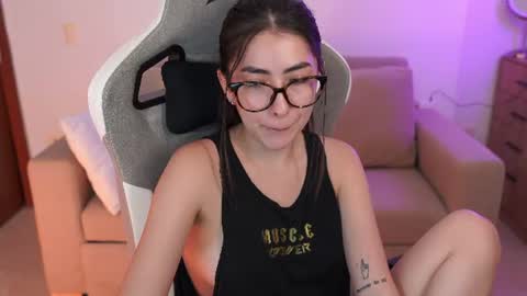 anya online show from June 19, 12:26 am