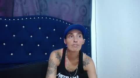 anyu online show from December 28, 8:04 pm