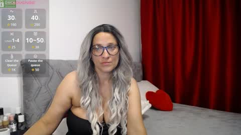 Sarah online show from June 22, 3:11 am