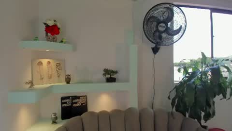aphrodite online show from July 13, 9:37 pm