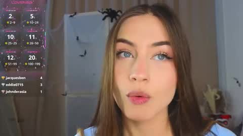 Vicki online show from November 1, 9:13 am