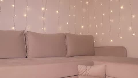  REYNA  next stream is 11h of Feb online show from February 15, 3:33 pm