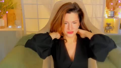 aprill_o_nill online show from December 20, 5:18 pm