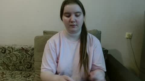 Josefin online show from June 17, 5:42 am