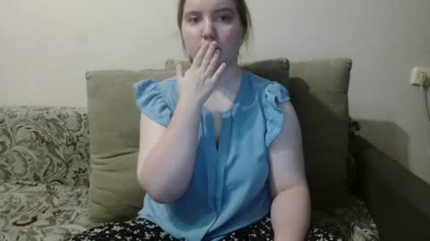 Josefin online show from July 28, 1:43 pm