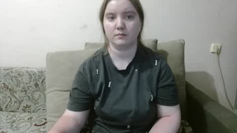Josefin online show from July 13, 1:01 pm
