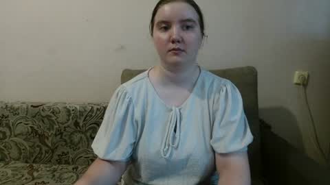 Josefin online show from August 2, 9:23 am