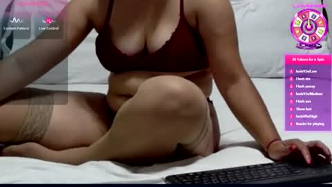 Arab Catwoman online show from July 24, 7:06 am