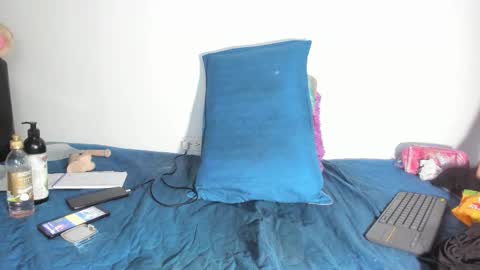 Snapshot of arantza_hill chatting on October 16, 3:31 am Arantza Hill online show from October 16, 3:31 am