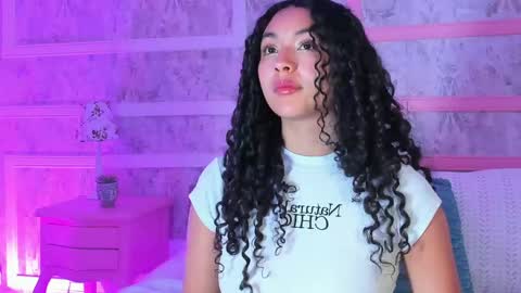 Ari online show from April 29, 11:46 am