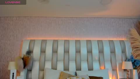 ari_lynn_ online show from November 25, 3:09 am