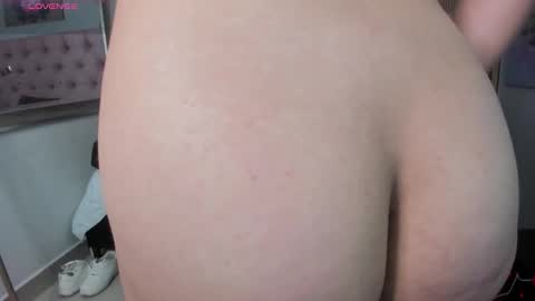 aria__monroe online show from March 12, 12:52 pm