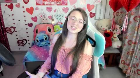 Linda online show from February 14, 2:57 am