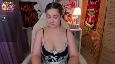 Snapshot of aria_blisss chatting on December 8, 8:30 am aria_blisss online show from December 8, 8:30 am
