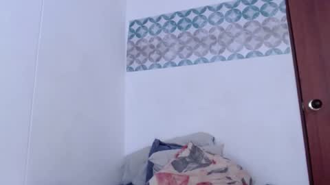 AriaBronw online show from March 6, 2:12 pm