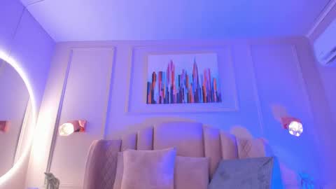 Snapshot of aria_greco chatting on January 24, 3:32 am Aria online show from January 24, 3:32 am