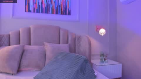 Snapshot of aria_greco chatting on January 23, 2:44 am Aria online show from January 23, 2:44 am