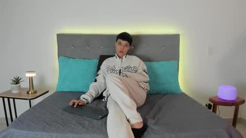 Aria Quintero online show from October 9, 11:25 am