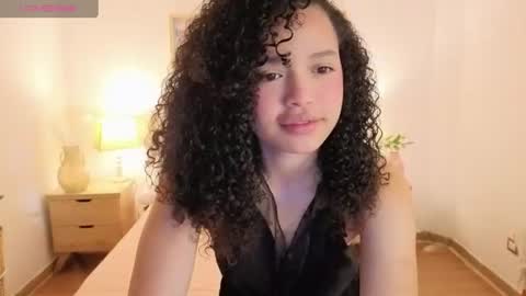 ariaa_23 online show from June 29, 12:16 pm