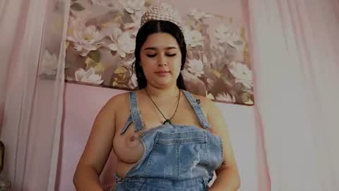 -  -. .- Ariadna -. .-  - online show from July 25, 2:13 pm