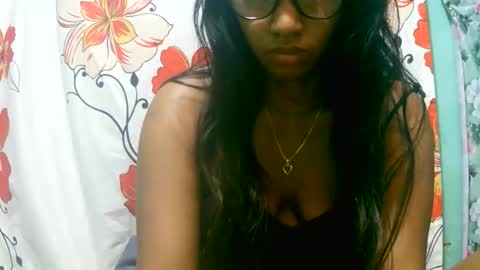 ariah13 online show from February 3, 6:40 am