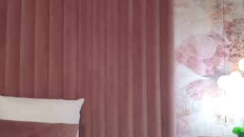 Aria online show from July 21, 10:49 am