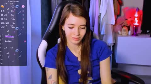 Ari online show from October 18, 6:38 am