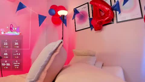 Aria online show from July 5, 4:19 am