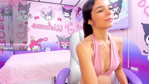 Ariana  online show from January 18, 7:48 pm