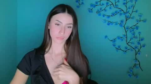 Ariana online show from March 18, 1:27 pm