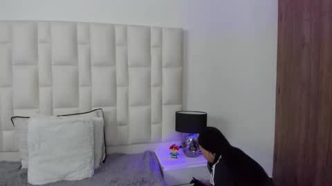  ariana  online show from October 29, 4:31 pm