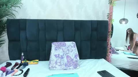 Ariana diosa online show from October 10, 11:37 am