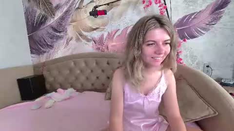 arianna_flower online show from June 21, 12:25 am