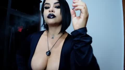 ariannasmyth online show from July 23, 10:23 am