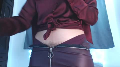 Ariel Pink Diamond online show from April 11, 8:34 pm