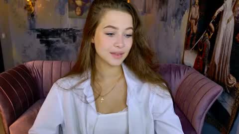 arielsykes online show from June 11, 5:26 am