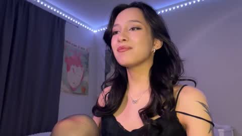 arlicee online show from May 4, 12:25 am