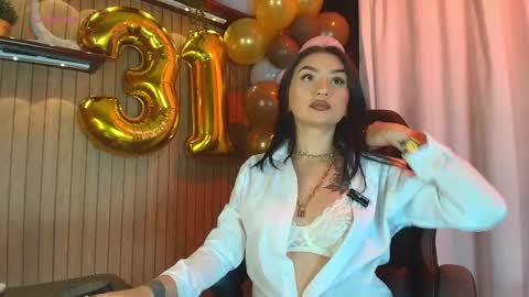    online show from October 23, 8:48 pm