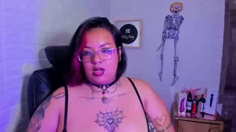 Snapshot of artenisa_tay69 chatting on October 19, 5:20 am artenisa_tay69 online show from October 19, 5:20 am