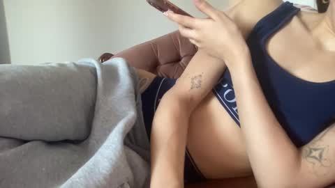 Audrey online show from December 20, 8:01 pm