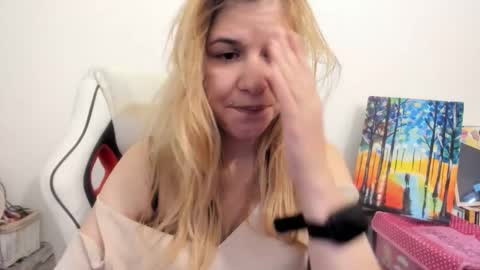 MIA online show from November 20, 1:45 pm