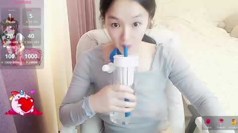 Snapshot of arylia_3 chatting on September 12, 4:13 am Lily online show from September 12, 4:13 am