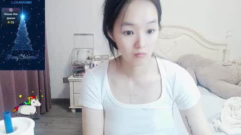 Lily online show from January 19, 5:14 am