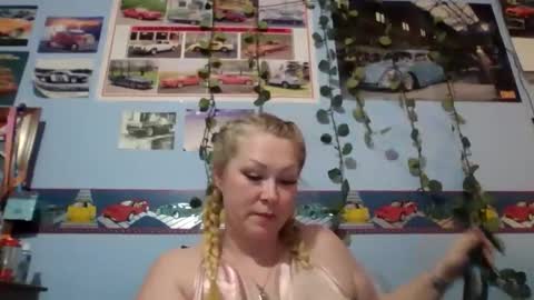 ash0ley online show from January 13, 12:27 am